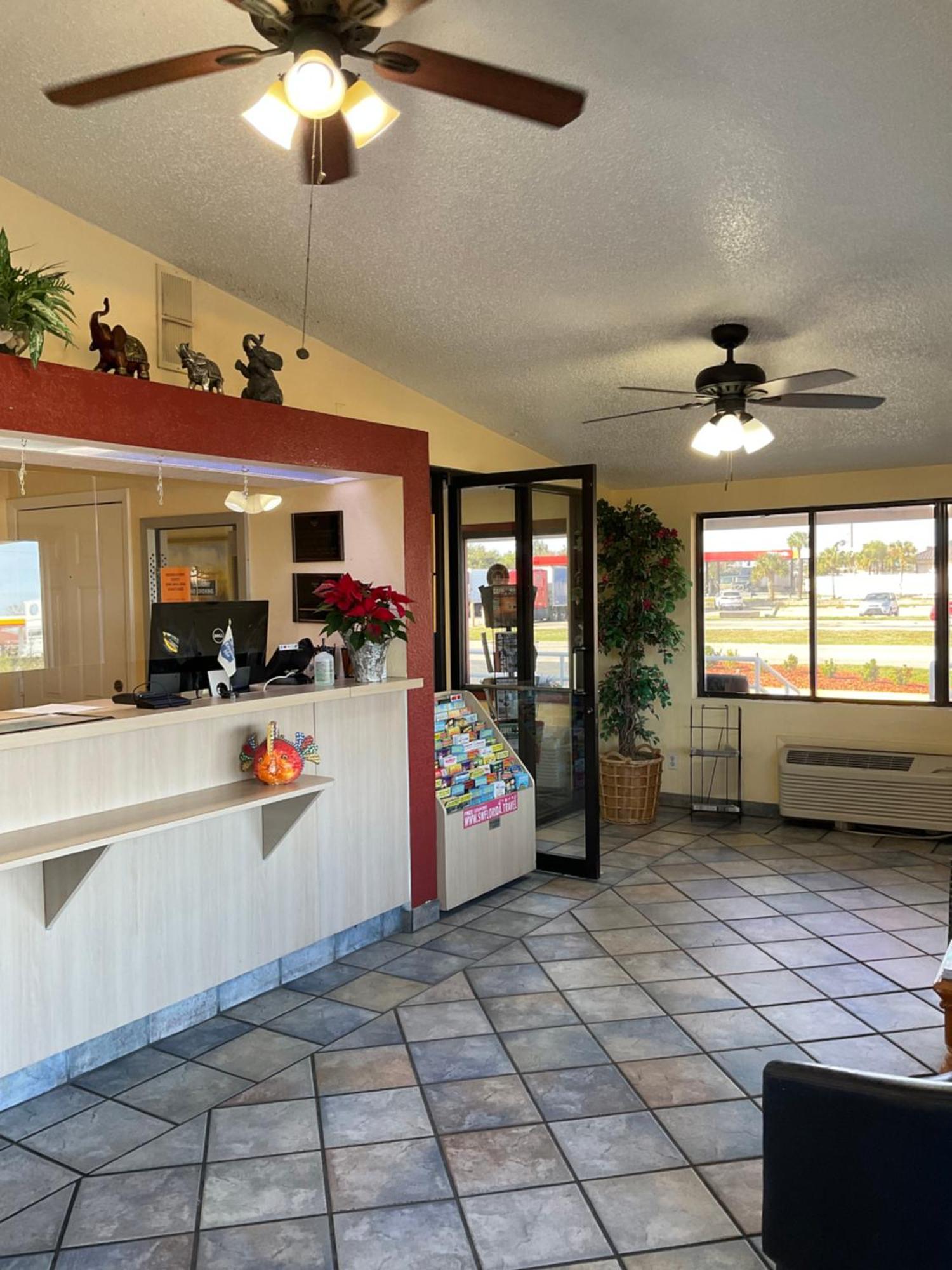 Knights Inn Punta Gorda Exterior photo